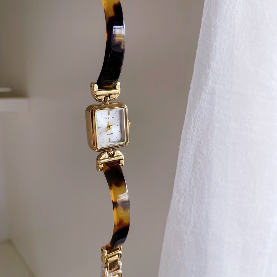 ⏰✨ Reloj de cuarzo para mujer | Diseño cuadrado ámbar 💎 joyería elegante y casual