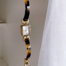 ⏰✨ Reloj de cuarzo para mujer | Diseño cuadrado ámbar 💎 joyería elegante y casual